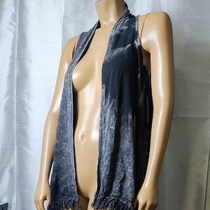 American Age Black and Gray Vest